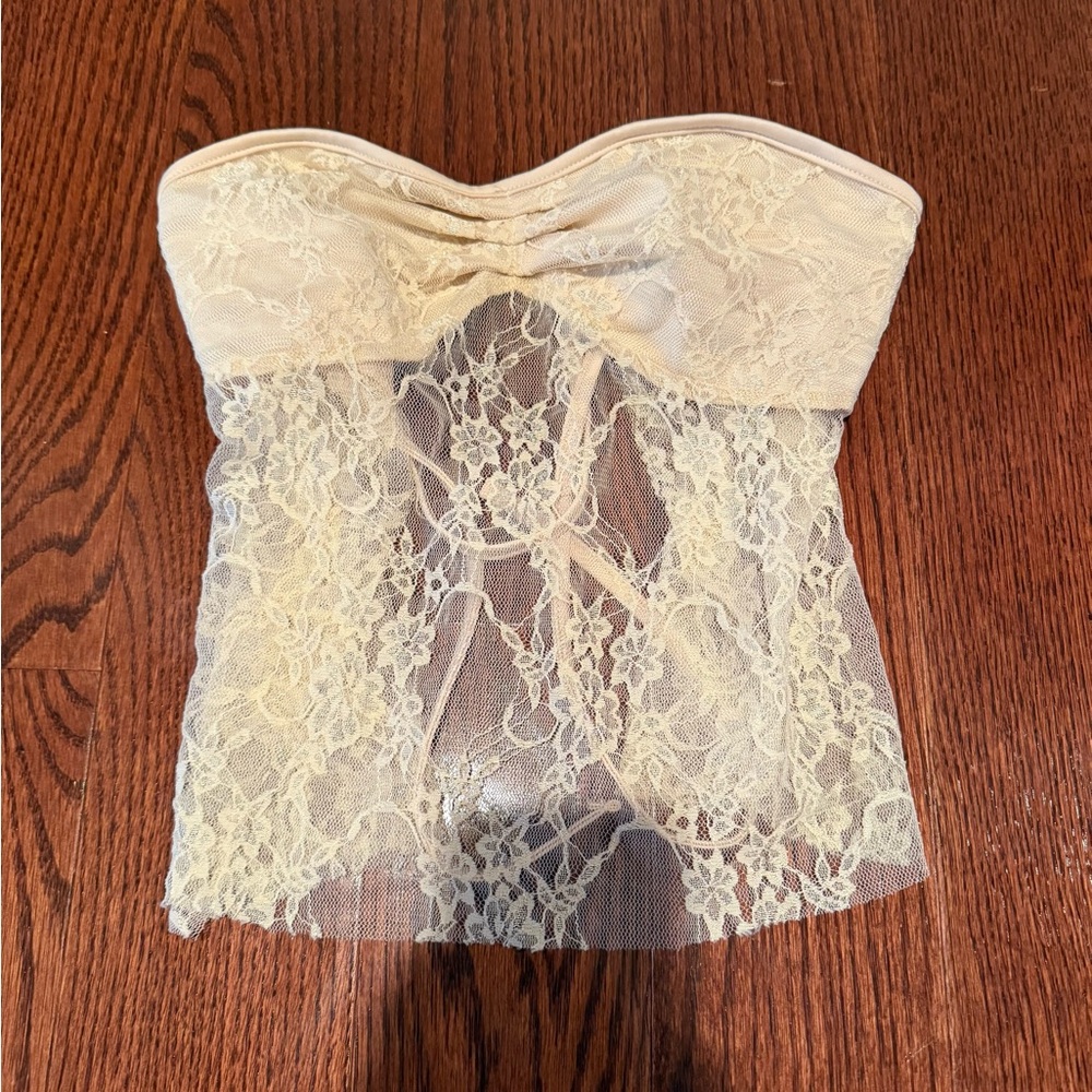 Elegant Cream Lace Bustier